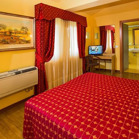 Albergo Nazionale Salsomaggiore Terme Exterior foto