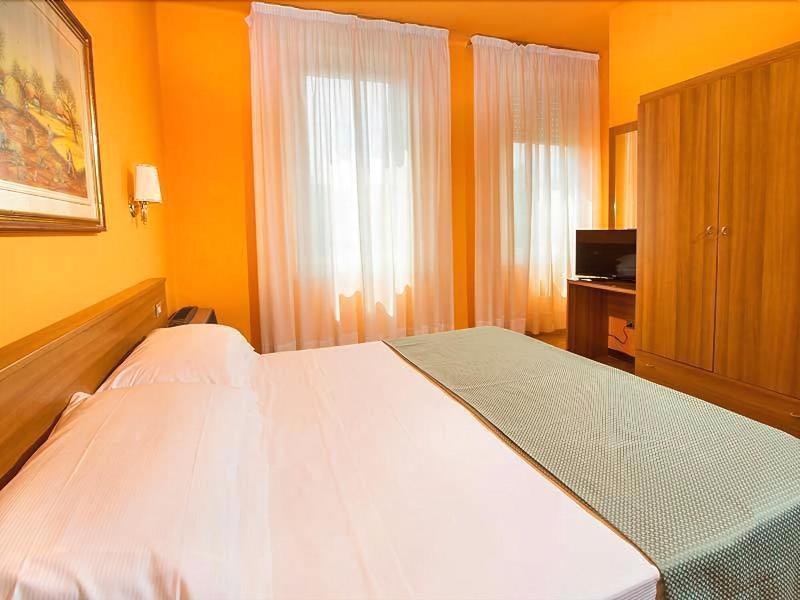 Albergo Nazionale Salsomaggiore Terme Exterior foto
