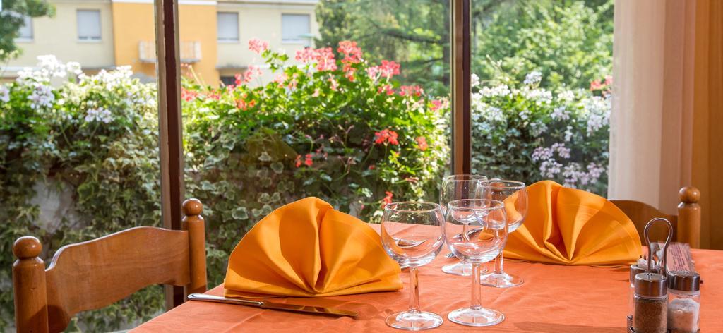 Albergo Nazionale Salsomaggiore Terme Exterior foto